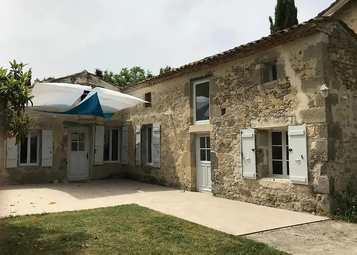 Semesterbostad La Bastide De Larrouy Fieux